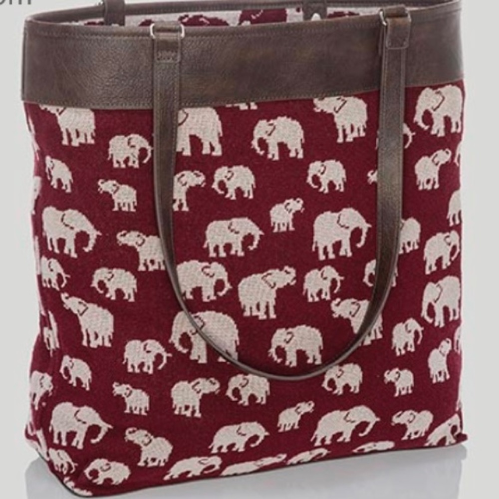 NWT Thirty-One Reversible Tote- Safari 🐘 Weave 🐘
